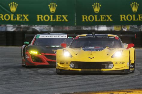 daytona rolex 24 tickets.